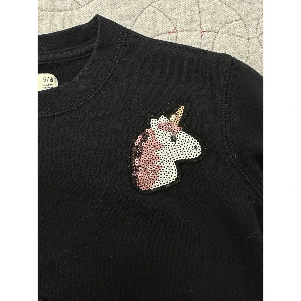 Abercrombie & Fitch Kids Sequin Unicorn Appliqué Black Crew‎ Sweatshirt Size 5/6